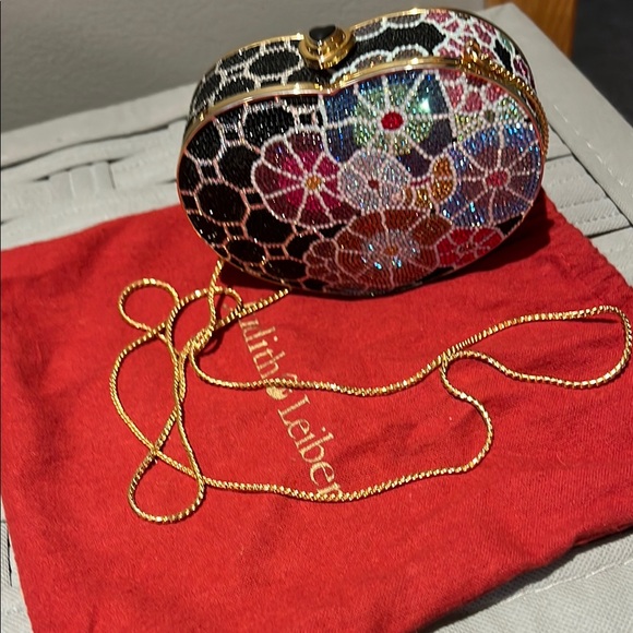 Judith Lieber  VINTAGE EUC Floral Heart Clutch - Picture 15 of 15